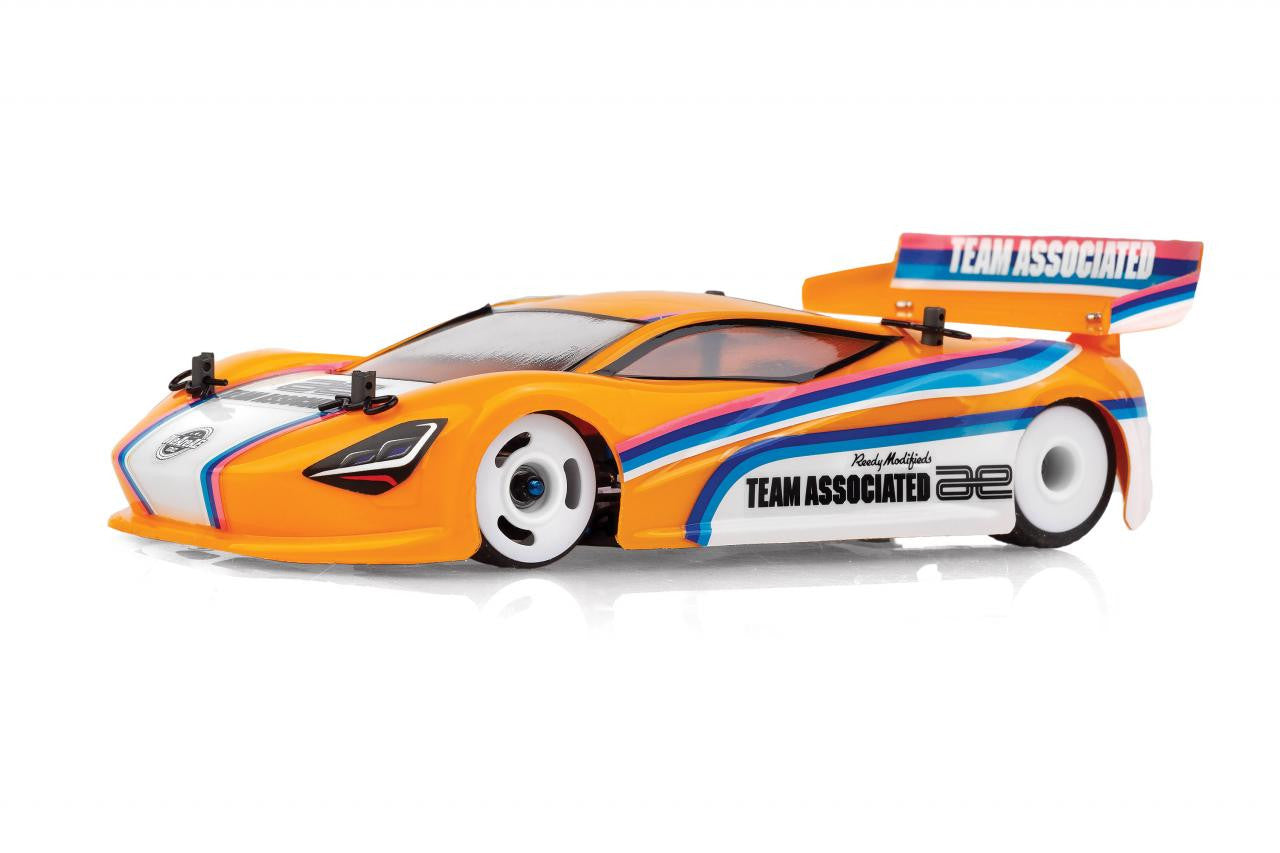 RC28R Team Kit W/Body And Tires - view 3