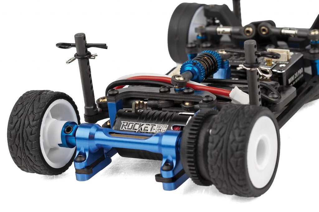 RC28R Team Kit W/Body And Tires - view 6