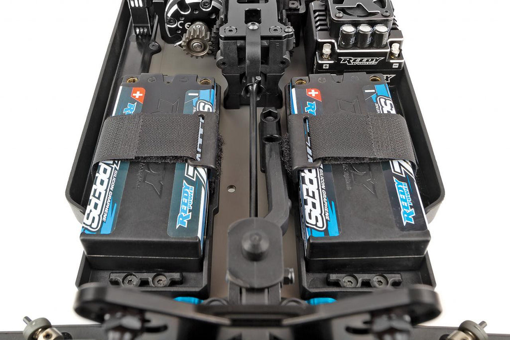 RC8B4e Team Kit - view 5
