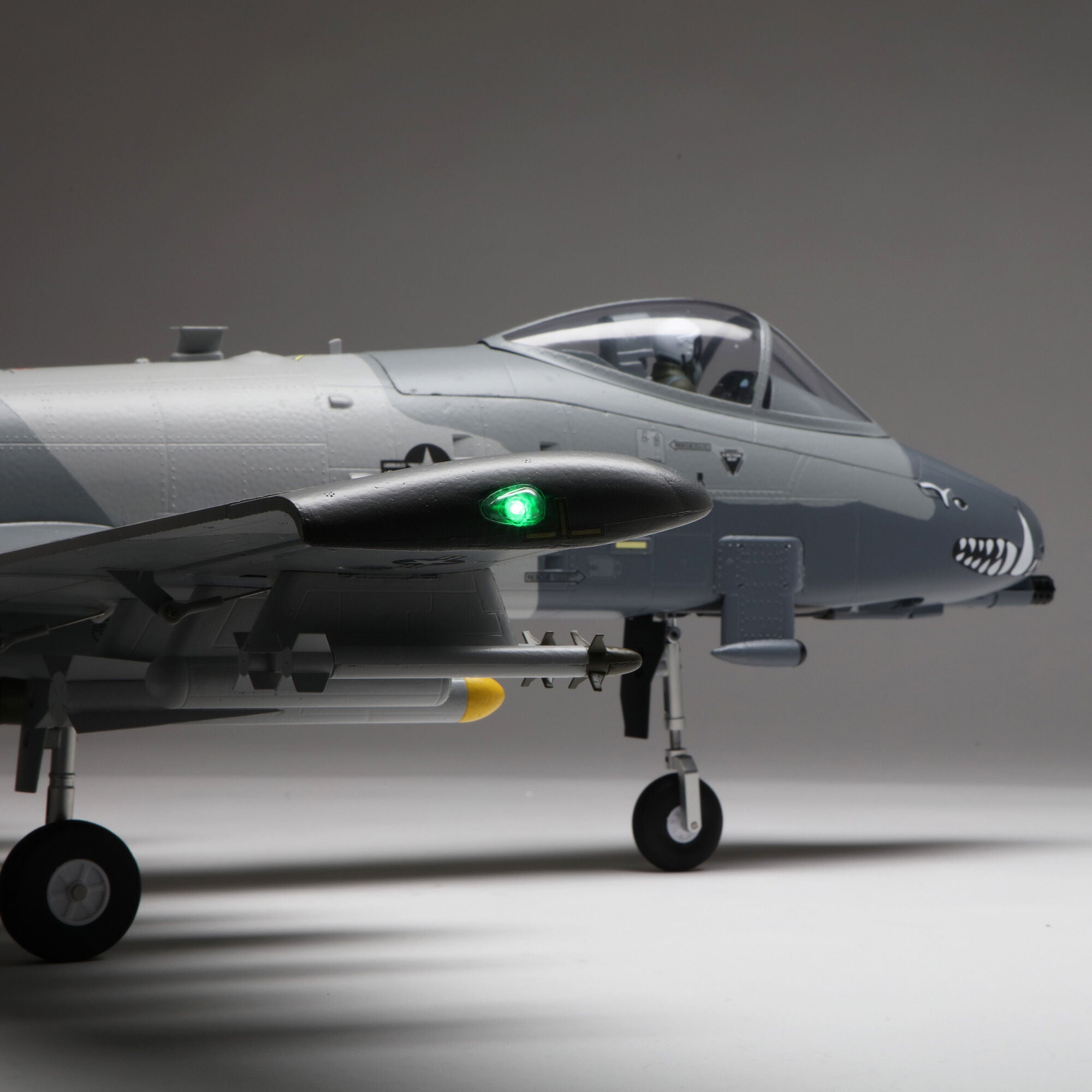 E-flite A-10 Thunderbolt II Twin 64mm EDF BNF Basic with AS3X and SAFE Select