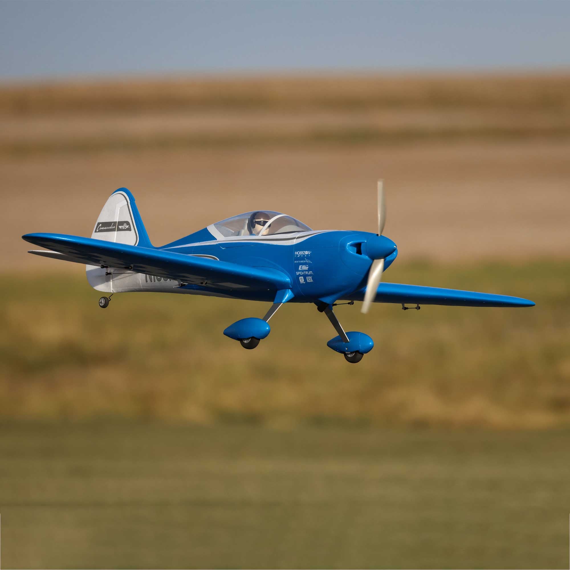 E-flite Commander mPd 1.4m BNF Basic with AS3X and SAFE Select