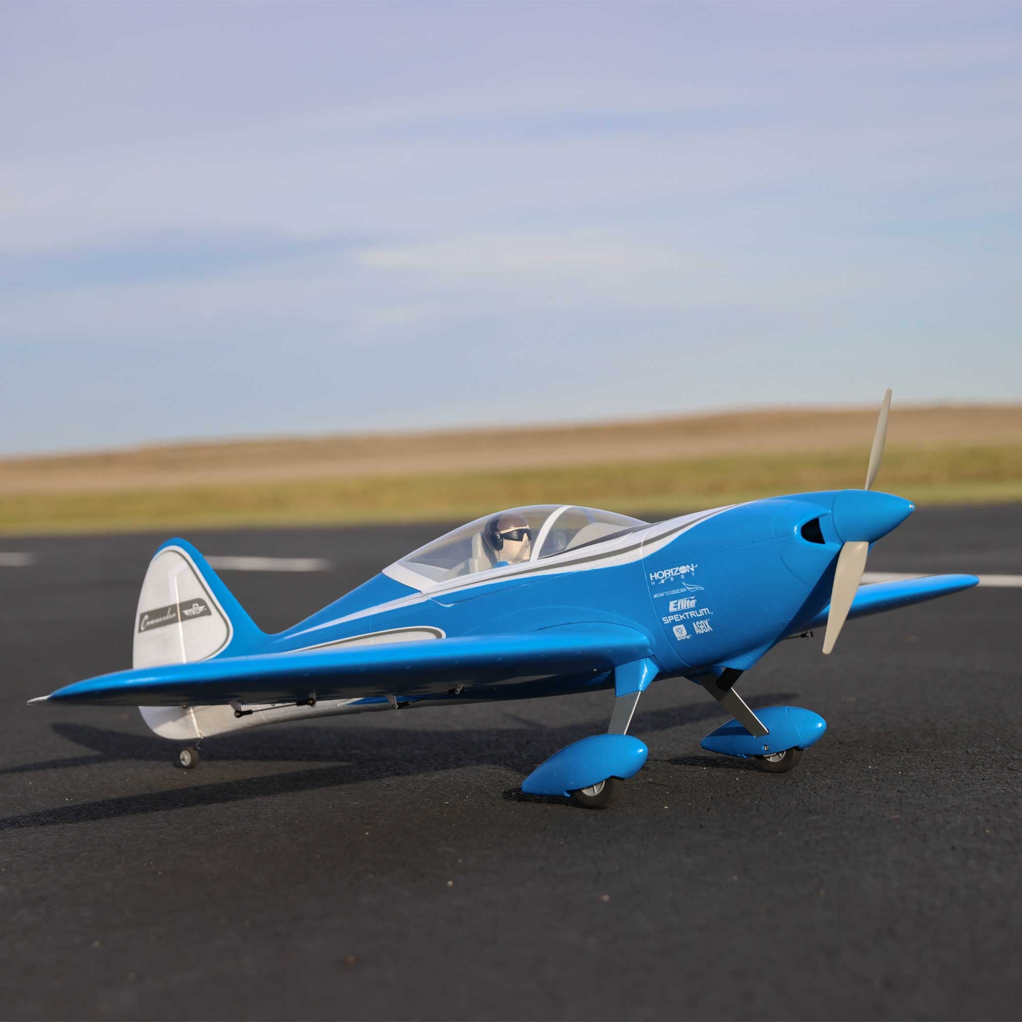E-flite Commander mPd 1.4m BNF Basic with AS3X and SAFE Select