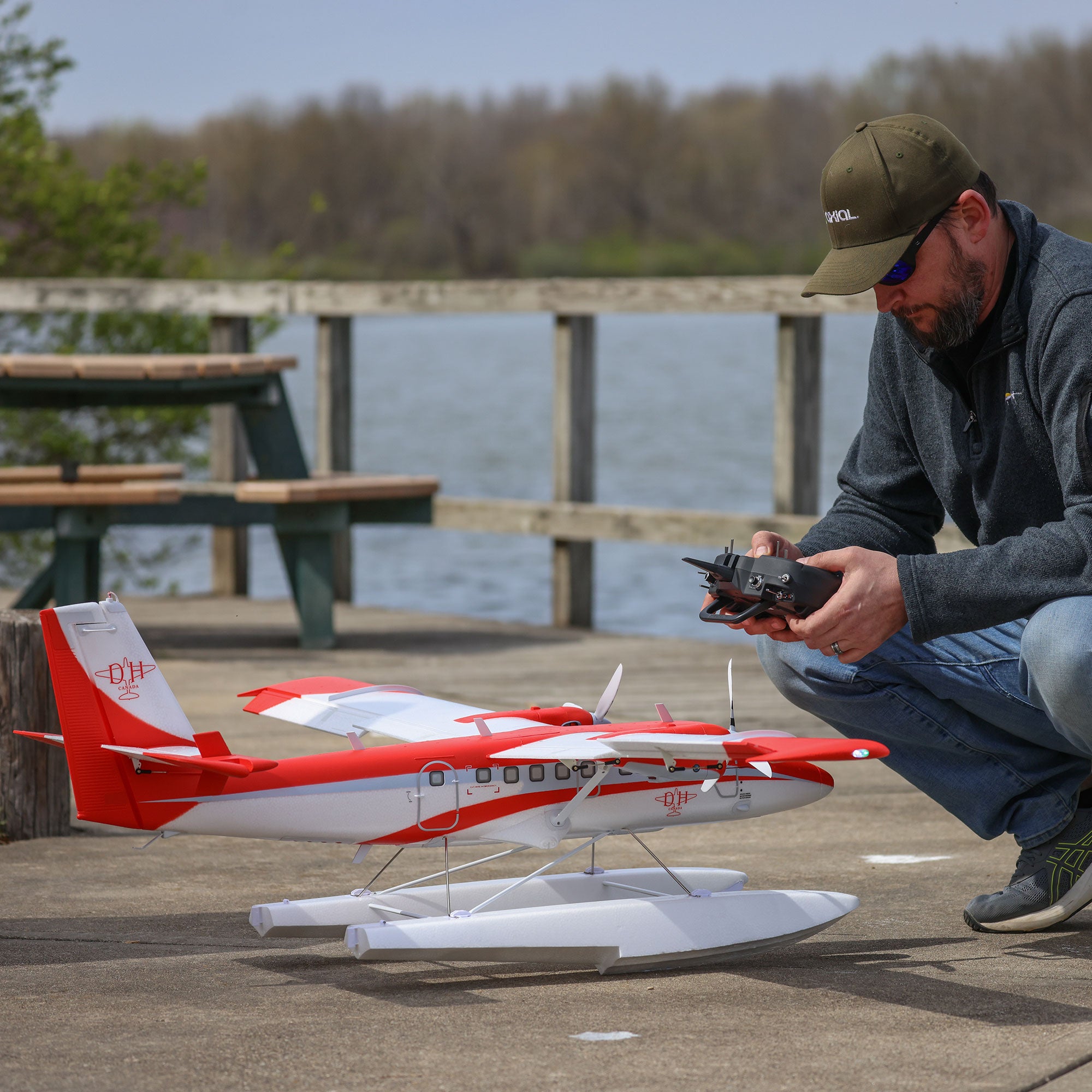 E-flite DHC-6 Twin Otter 1.4m PNP Combo with Floats