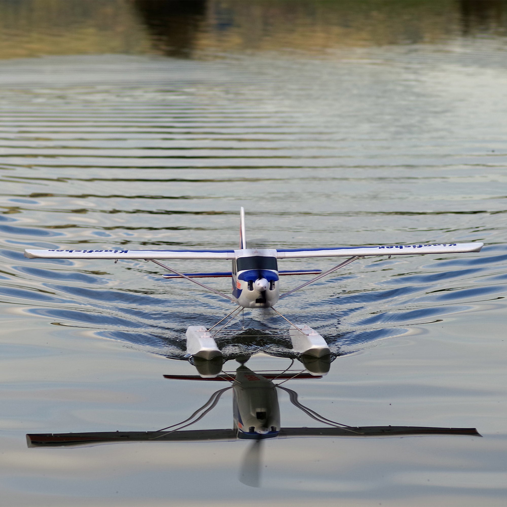 FMS Kingfisher 1400mm PNP with Reflex