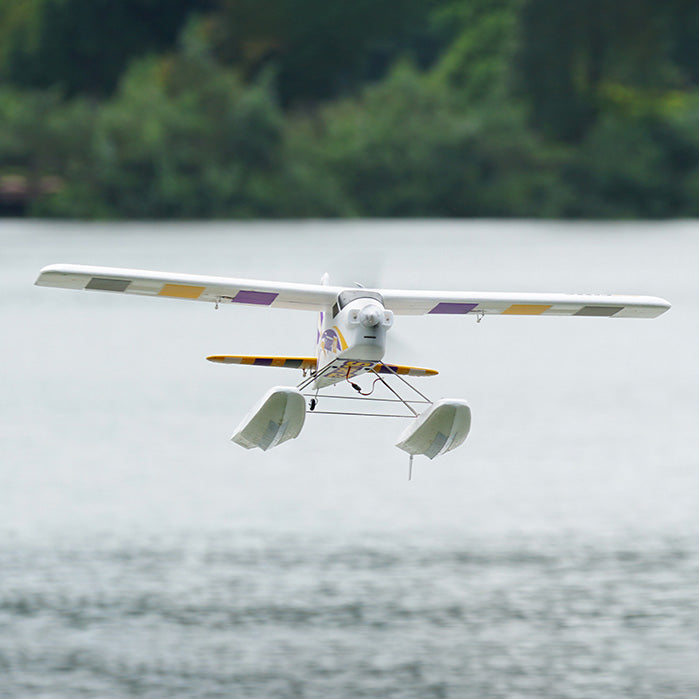 FMS Super EZ PNP 1220mm V4 with Floats and Reflex