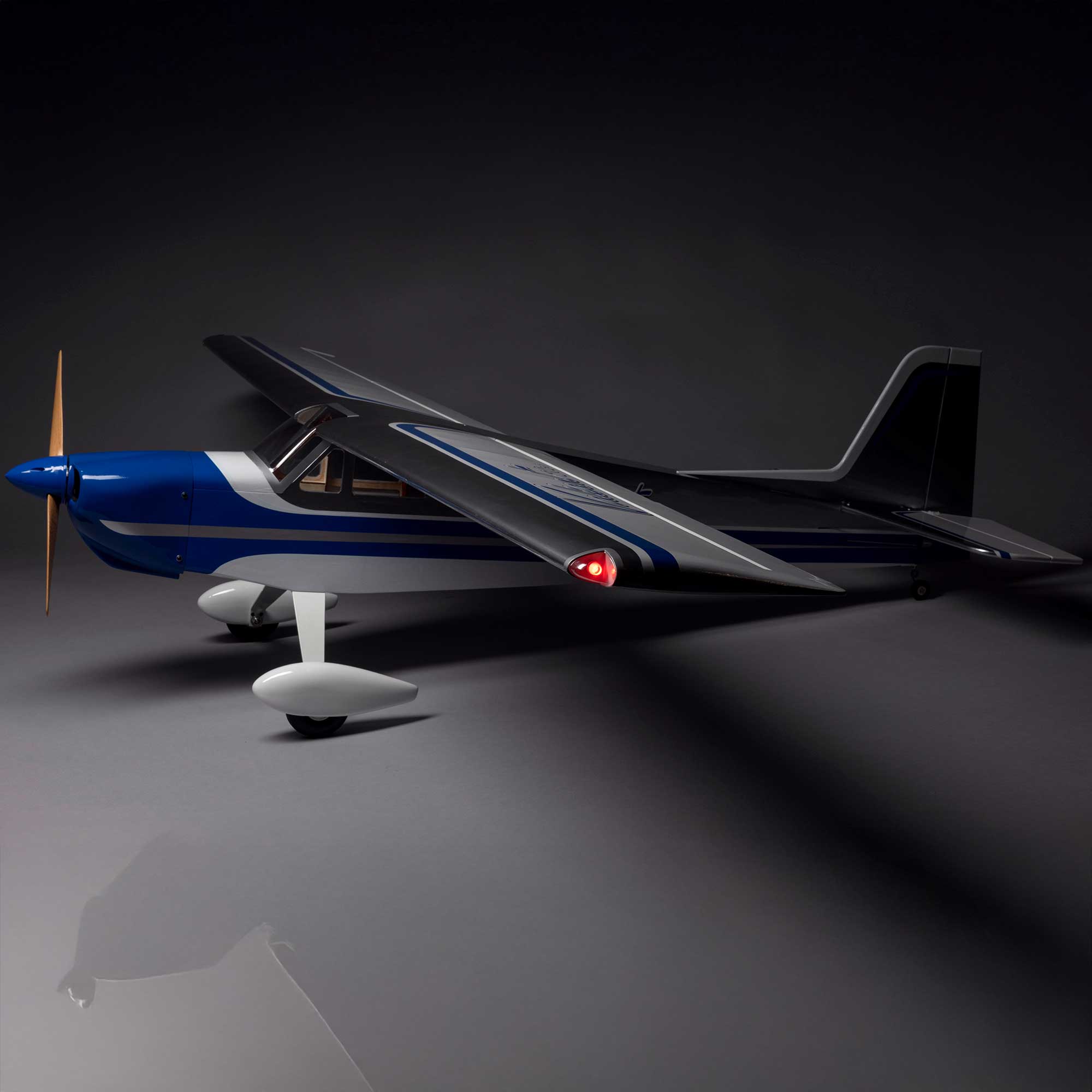 Hangar 9 Valiant 20cc ARF, 86.5"