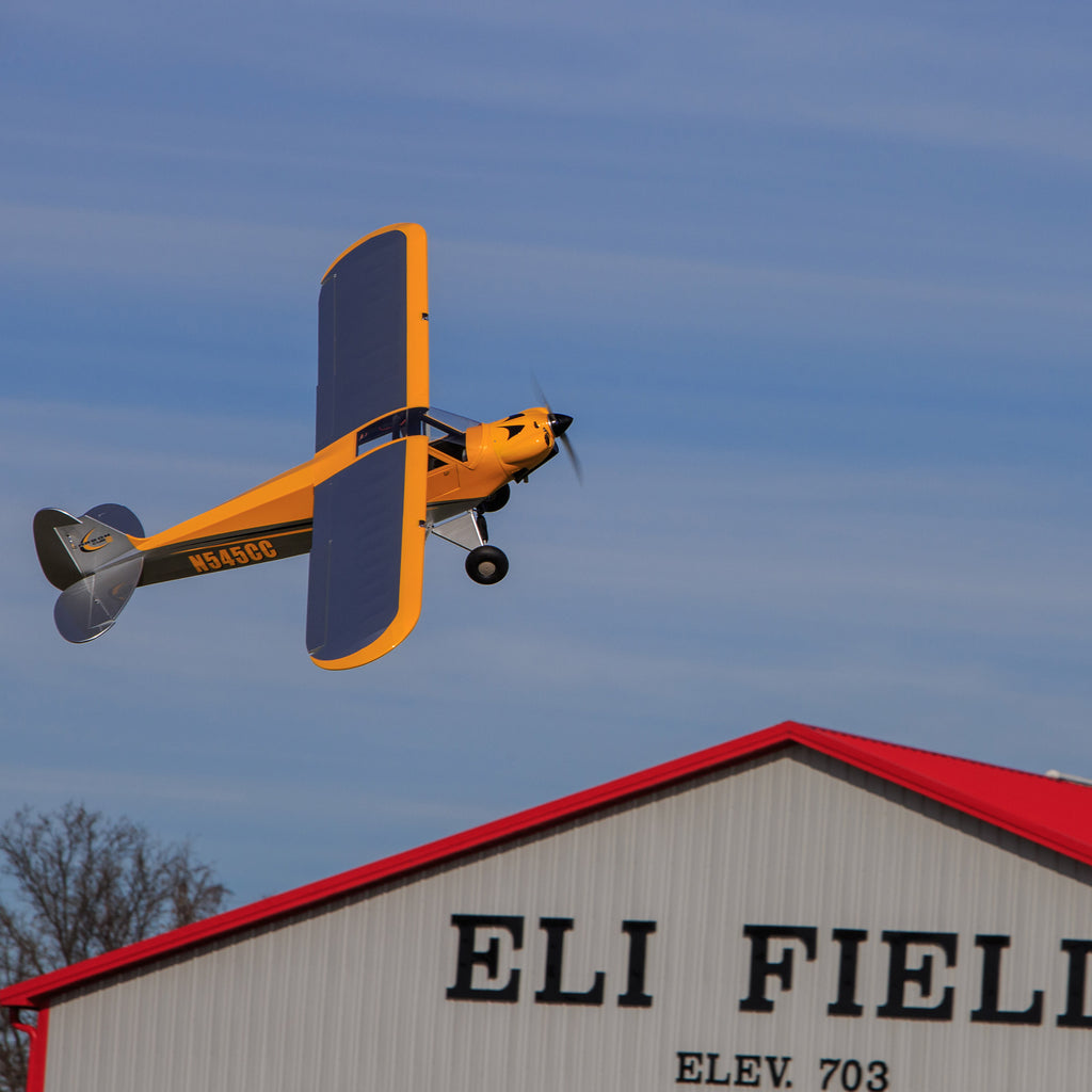 Hangar 9 Carbon Cub 15cc ARF, 90"
