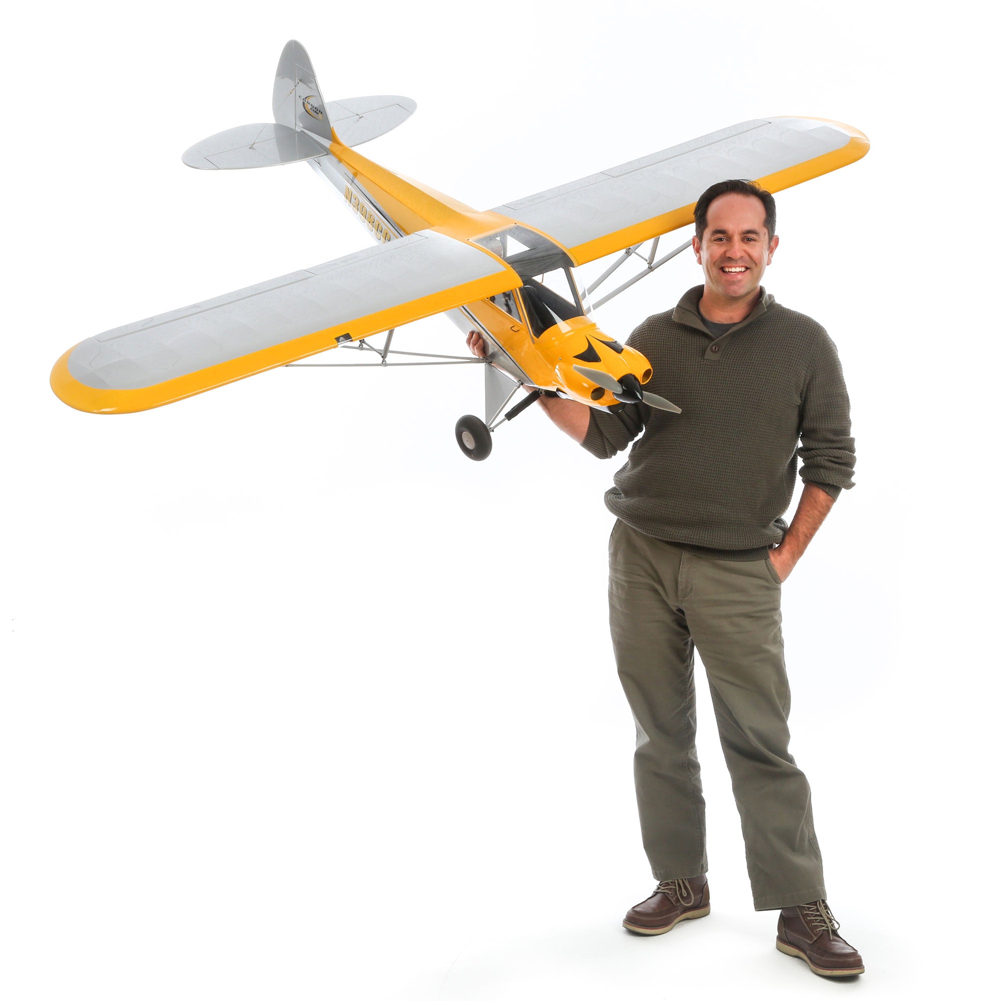 Hangar 9 Carbon Cub 15cc ARF, 90"