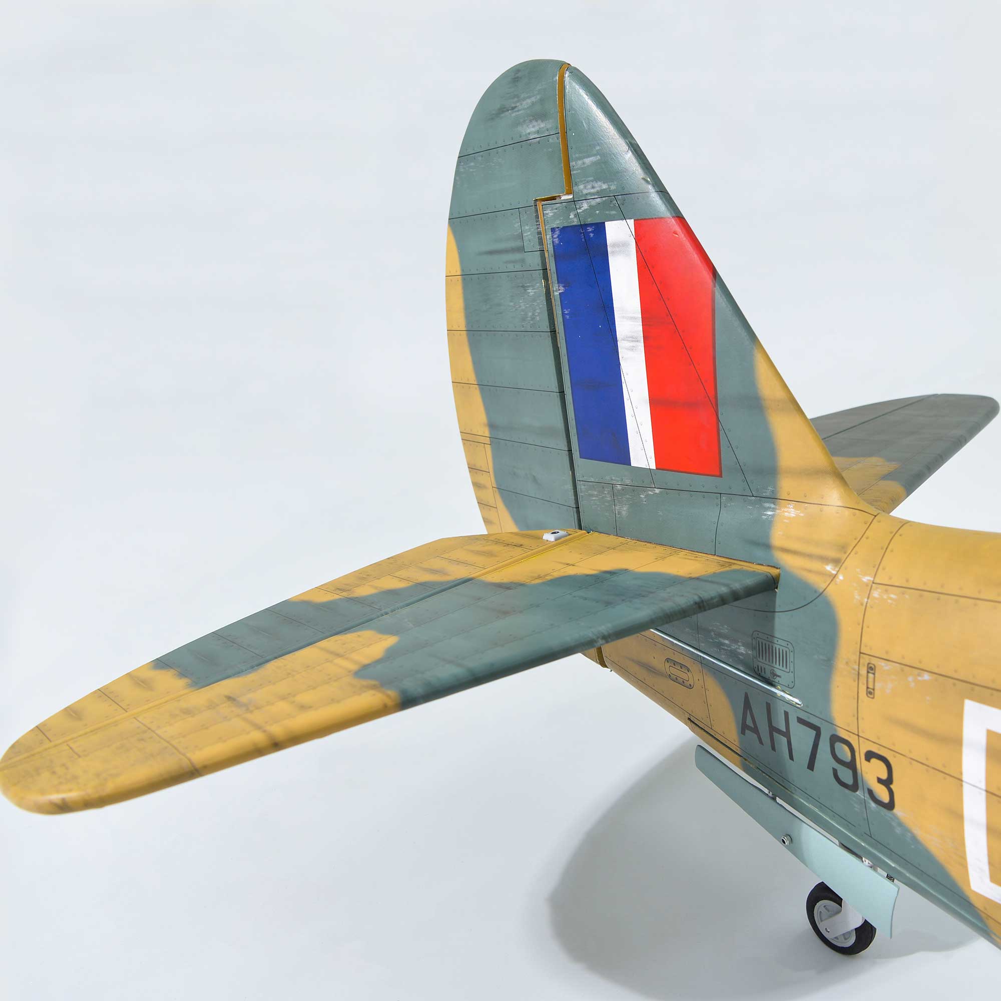 Phoenix Model P-40 Warhawk 35-55cc ARF