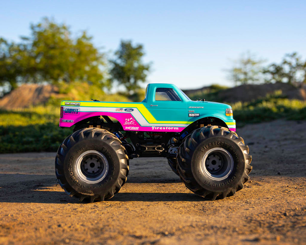 JConcepts Reactor Stage 2 "Wolf" 1/10 Electric 4x4 Monster Truck Kit (Racer)